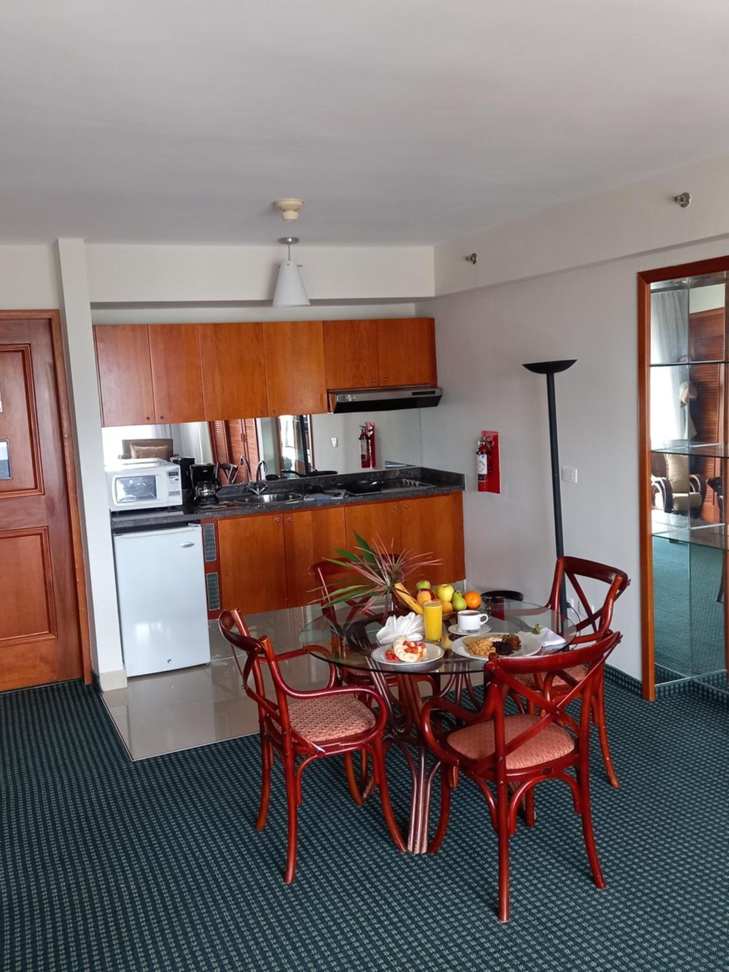 Hotel Altamira Suites Caracas Zewnętrze zdjęcie